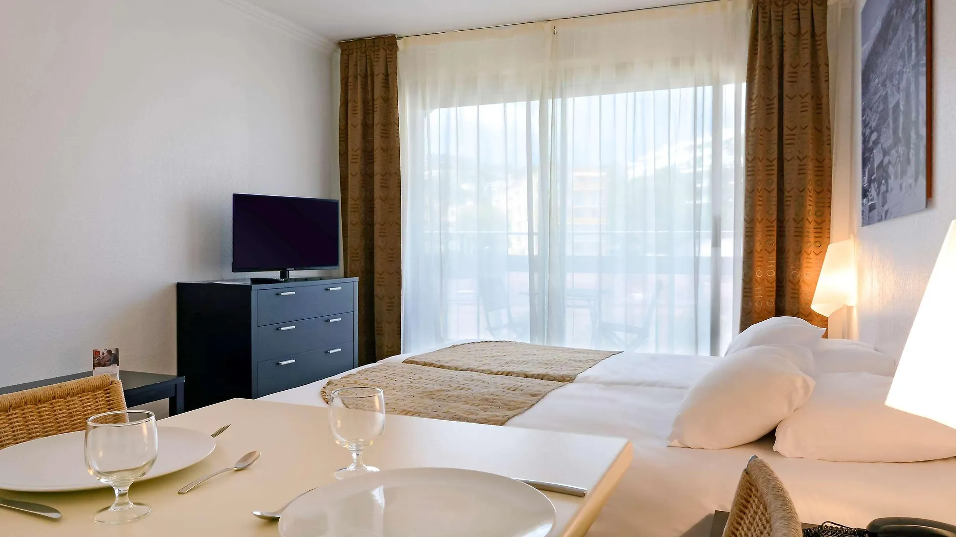 Aparthotel Adagio Nice Promenade Des Anglais 4*,  Francja