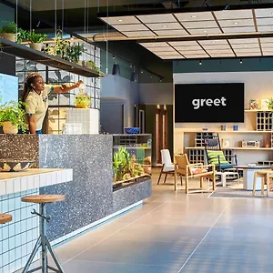 Hotel Greet Paris Porte De La Chapelle - Arena **