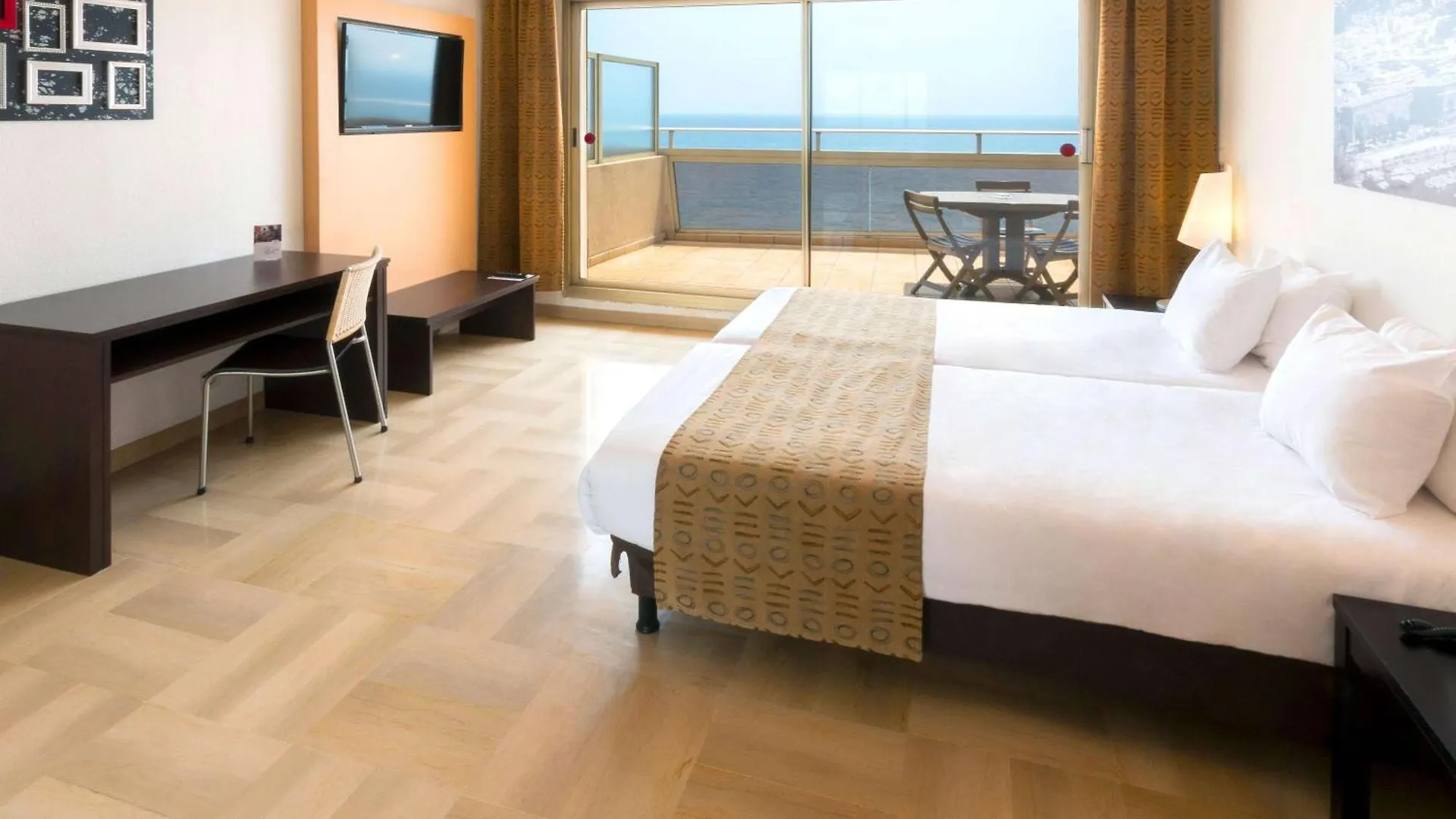 Aparthotel Adagio Nice Promenade Des Anglais 4*,