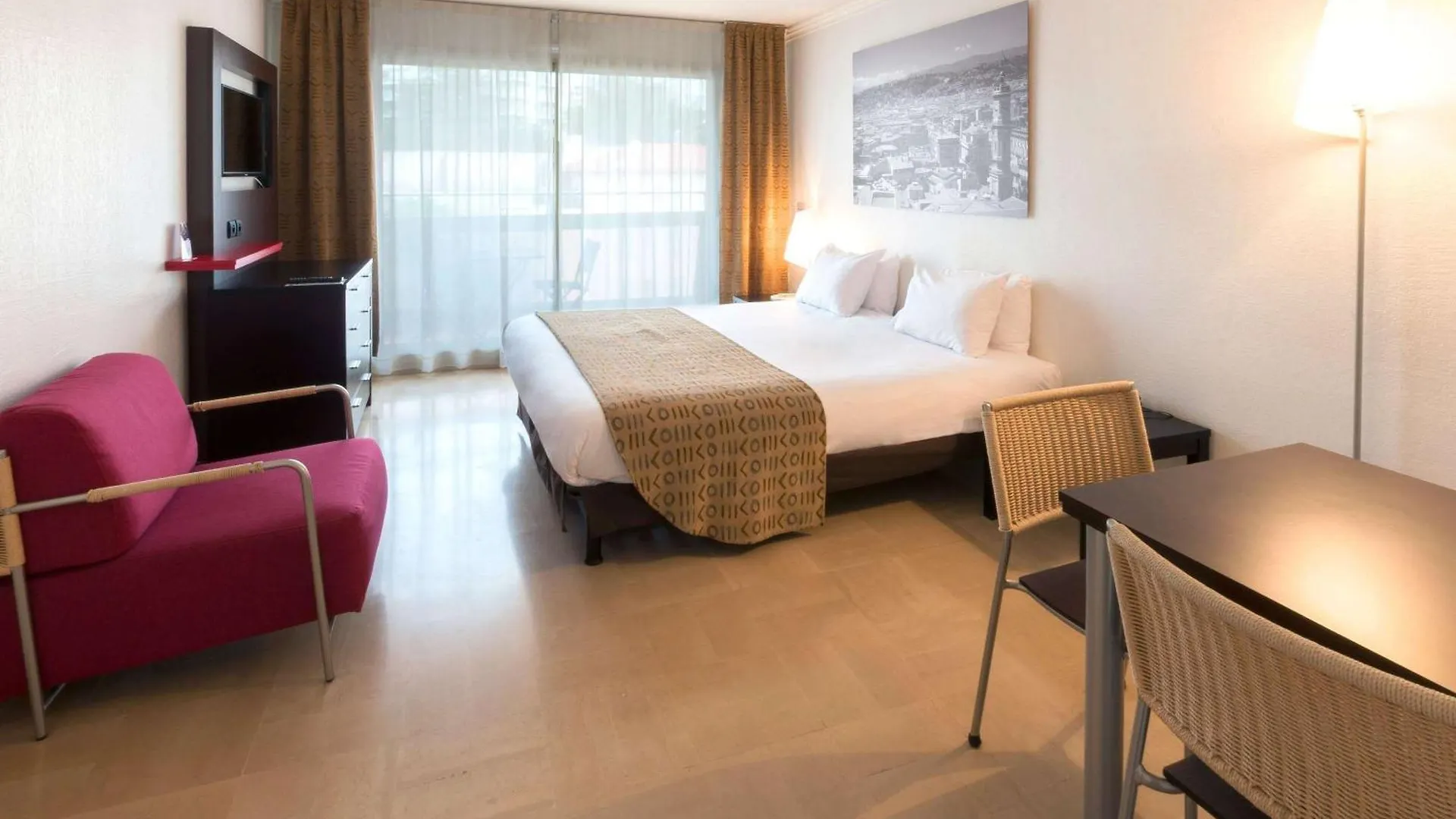 Aparthotel Adagio Nice Promenade Des Anglais France